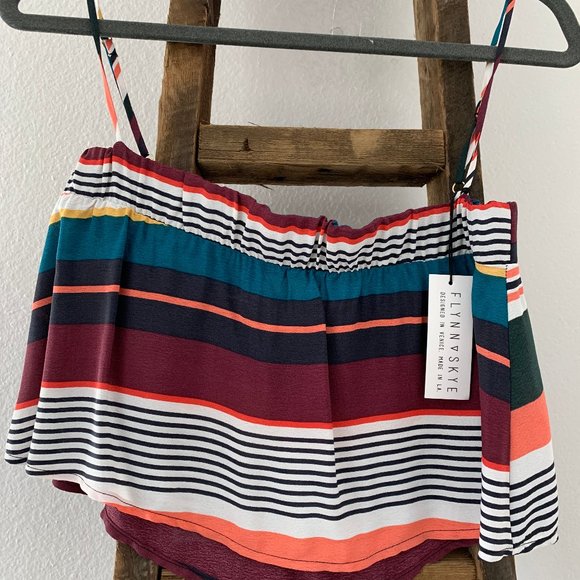 NYT Flynn Skye Kim Crop Small - Picture 2 of 4